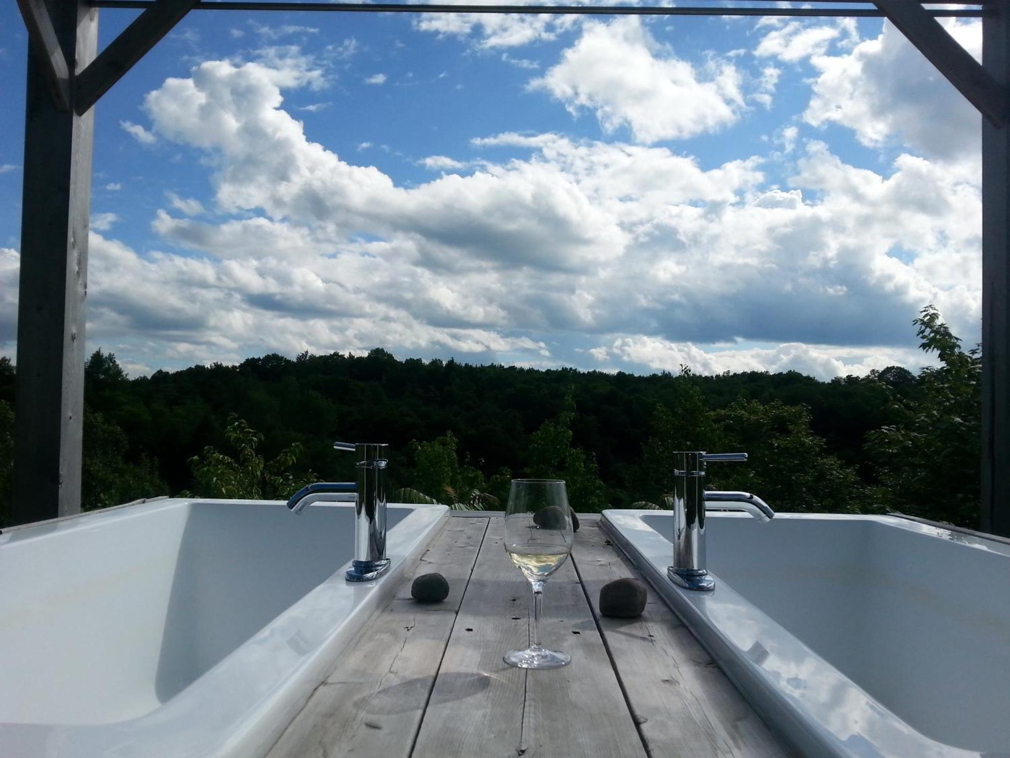 Eco Spa Highland Grenville-Sur-La-Rouge Εξωτερικό φωτογραφία